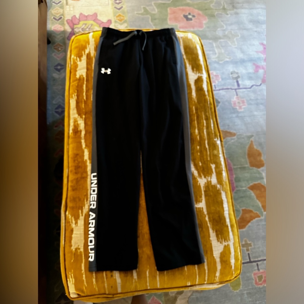 Boy’s Under Armour Brawler 2.0 pants